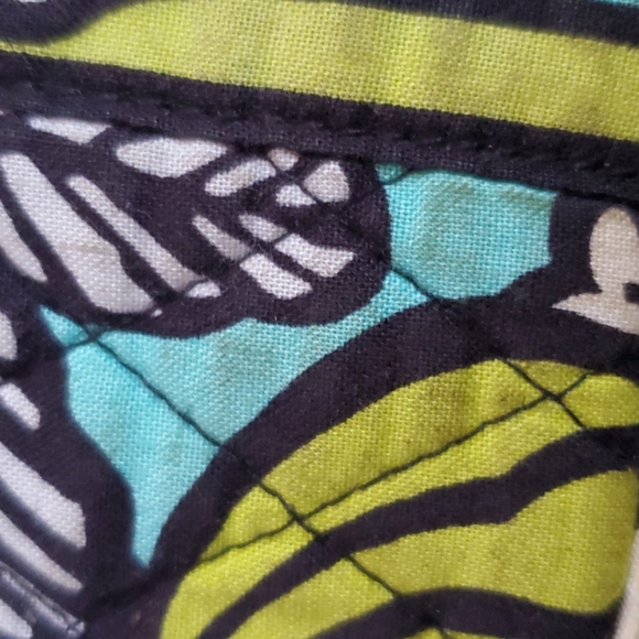 Vera Bradley 11x14 green,aqua,white, blk zipper bag - Picture 7 of 14